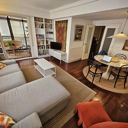 Apartment Amplio Piso En La Playa De 135 M2 Con Garaje Zarautz