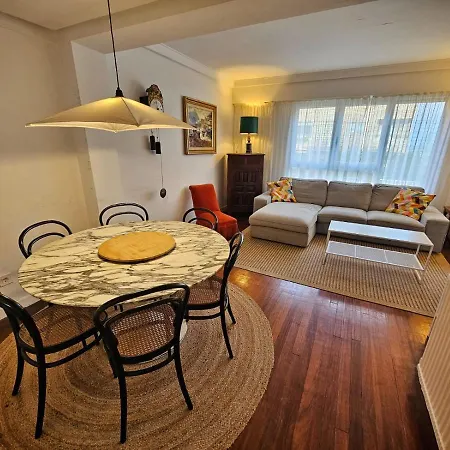 Apartment Amplio Piso En La Playa De 135 M2 Con Garaje