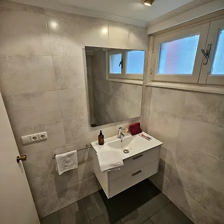 Amplio Piso En La Playa De 135 M2 Con Garaje Apartment Zarautz